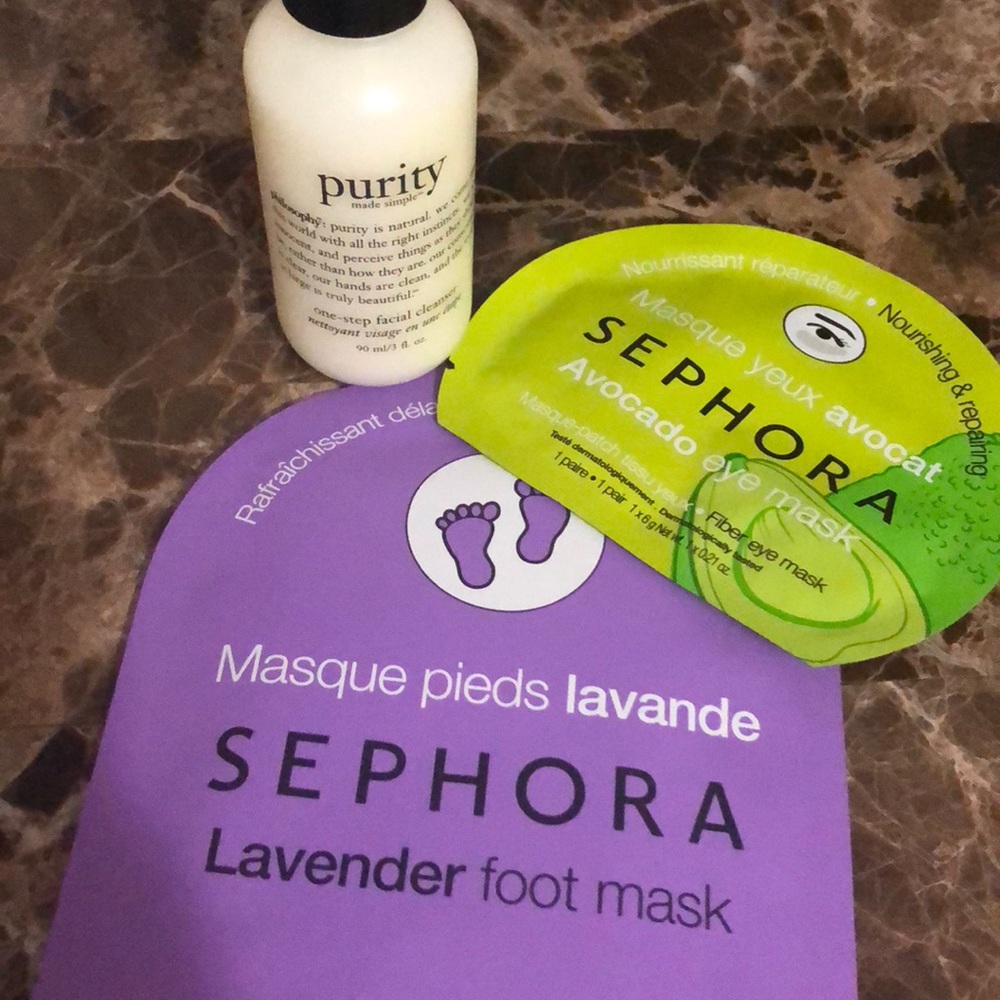 Spa deal! Purity cleanser, foot and eye mask deal!